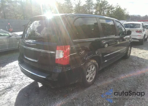 2013 Chrysler Town & Country Touring from USA, damaged, VIN 2C4RC1BG4DR637807